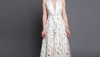 Gorgeous style for summer wedding guest dress