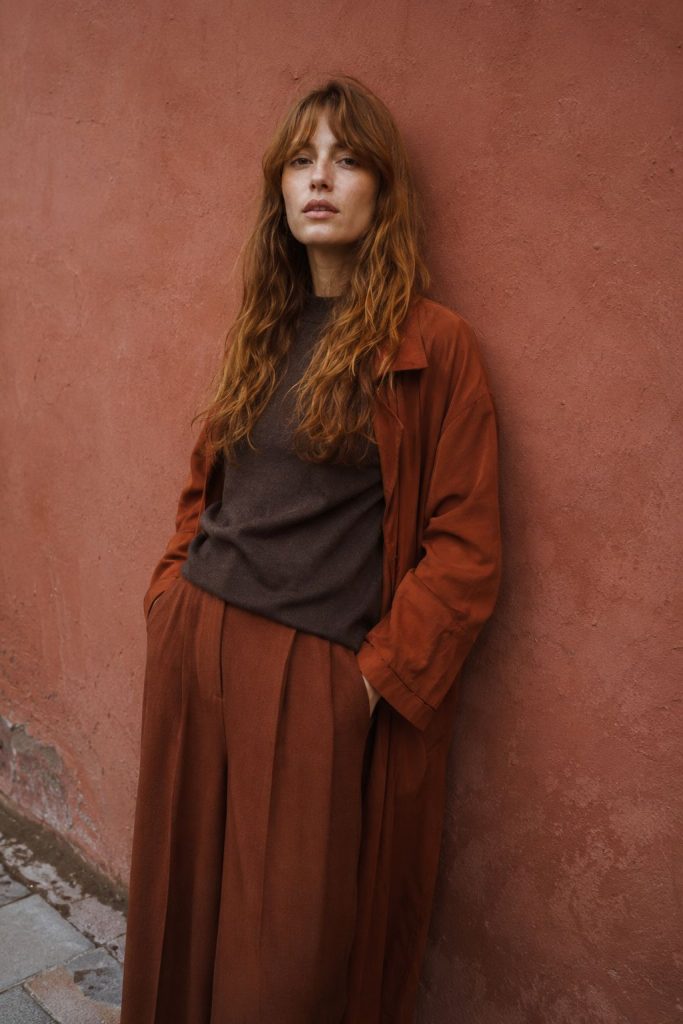 R15 rust terracotta